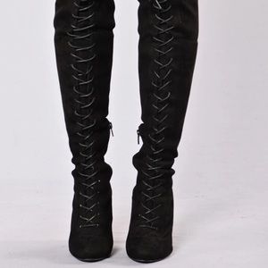 💖5/$20💖💖 FashionNova love me long time boots.